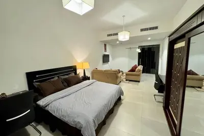 Image de Luxurious Modern Apartment with Patio, Kitchen, Pool