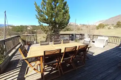 Image de Gîte Spacieux en Pleine Nature Tout Confort en Provence