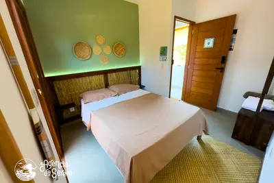Image de Lindo Studio com Copa e Varanda Ă 150m da Praia do Curral