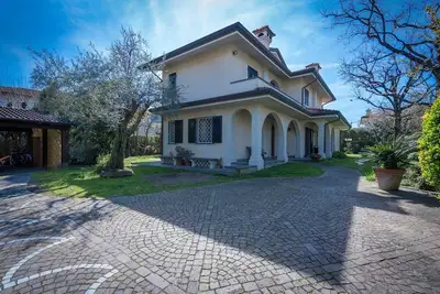 Image de Magnifique maison de vacances privée avec climatisation, Wifi, terrasse, animaux admis et parking