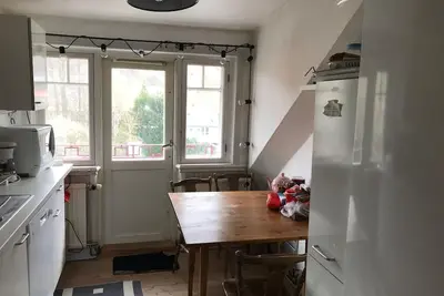 Charming 3-bedroom apartment close to the beach in central Båstad\n