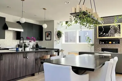 Image de Modern Luxury 4 Bed Home 7 Mins to Broncos Stadium