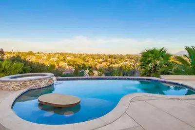 Image de Villa Andalusia -6br/5ba Luxury Retreat w/ Views