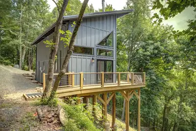 Image de Serene Escape w/ Spa Baths, Great Location