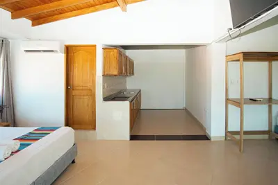 Image de Habitación Superior Múltiple Con Balcón Cerca A La Playa