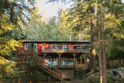 Image de Dog-Friendly Family Getaway on Bowen