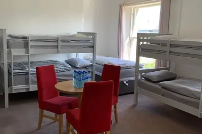 City Centre Skyline - Private Room with shared bathrooms