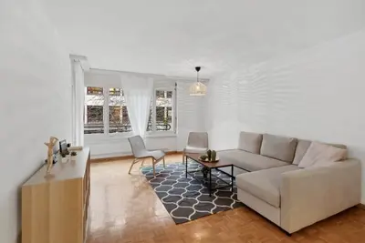 Image de Apartment looking over Park in City Centre