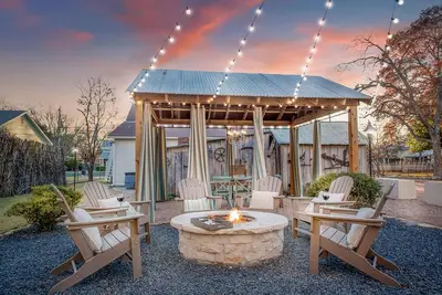 Image de Bijou: Camille | Luxury Cottage | Plunge Pool | Full Kitchen