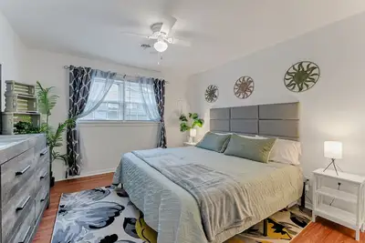 Image de Cozy Pet-Friendly 3br • Near Norfolk Beaches