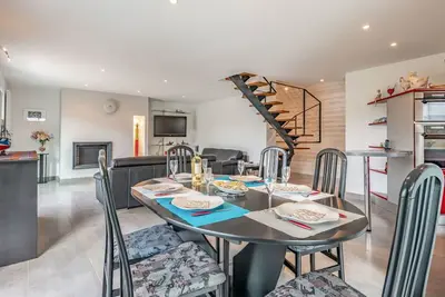Image de Magnifique maison de vacances privée pour 6 personnes avec Wifi, Tv, terrasse et parking