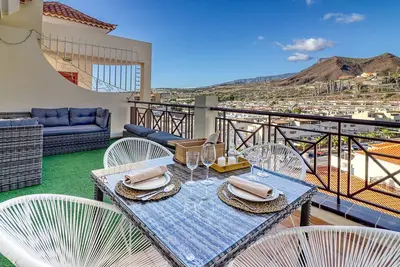 Image de Two-Floor Penthouse w/complex pool & Outdoor Terrace