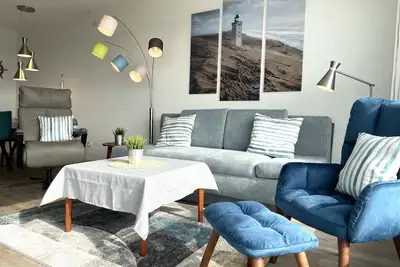 Image de Liebevoll Eingerichtete Ferienwohnung im 15. Stock der Frischen Brise!