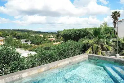 Image de Villa neuve climatisée, avec jacuzzi et piscine chauffée à 1km de la mer