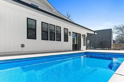 Image de Shrimply the Best -105 Se 53rd Street- Coastal Vacation Resorts
