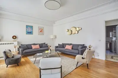 Image de Superbe appartement Centre de Paris/Montmartre