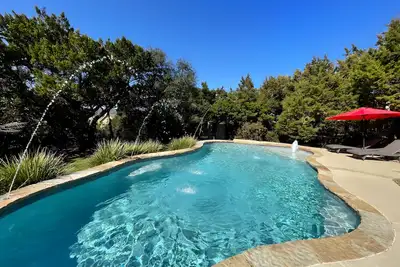 Image de July-Aug ‘25 Available pet-friendly family home!