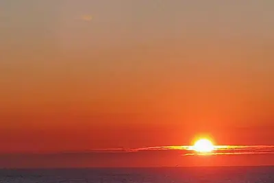 Image de Ketch a Sunrise – Oceanfront Boutique, Top-Floor Condo—The Perfect Retreat
