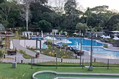 Image de King Bed, 3 Bedrooms, 2 Full Baths, 5 min to Jaco beach
