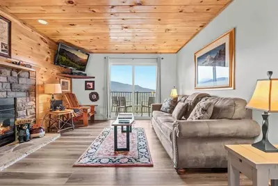 Image de Indoor Pool Sleeps 7 Mountain Views Playground