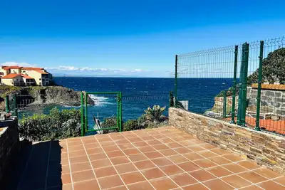 Image de Charmant T2 à Port-Vendres avec terrasse ensoleillée et parking