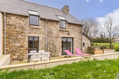 Image de Maison rénovée avec jardin clos, terrasse, proche littoral, idéale famille et détente
