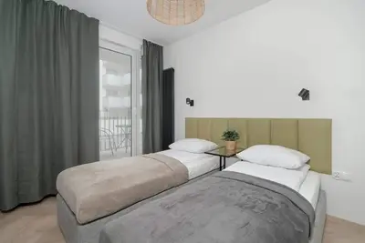 Image de Szamarzewskiego 43 | Fashionable Studio | Center