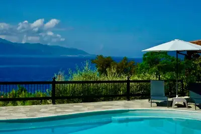 Image de Skaloma Beach Estate - Villa de 6 chambres avec piscine