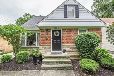 Image de The Lodge-Cozy 3 BdRm home w\/step-in shower close to Ccf\/Uh, universities n more
