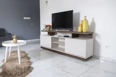 Image de Palmarejo Gem: 2-bdr apt near Praça center - Lcgr