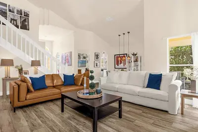 Image de Upstay - Home w Garden, Bbq and Games at Golf Club