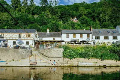 The Weir House - Symonds Yat
