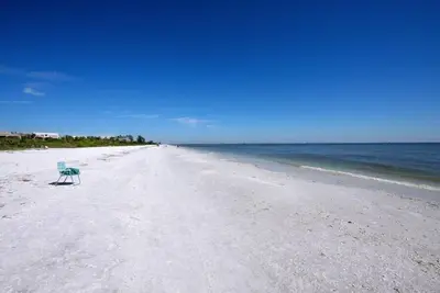 Image de Coquina Beach 5c: Newly Remodeled 2br\/2ba Condo with Pool and Tennis!