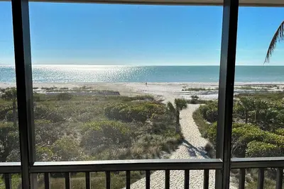 Image de Sand Dollar B303: Spectacular 3br\/2ba Condo with Gulf Views and Resort Amenities