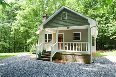 Image de Cedar Run Cottage - secluded romantic getaway, by Buffalo Mountain Getaway