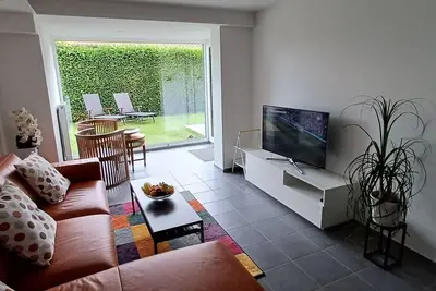 Image de Ferienwohnung auf der Höri, Terrasse und Garten, 8 Minuten Fußweg zum Bodensee