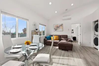 Image de Beautiful new guest house 2 bed 2 bath en-suite.