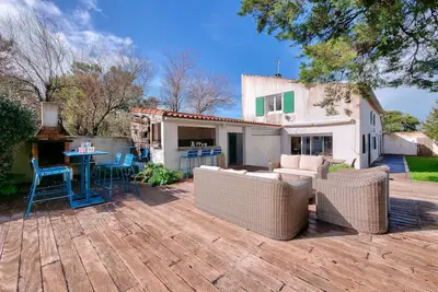 Image de Maison pour 10, accès direct à la plage