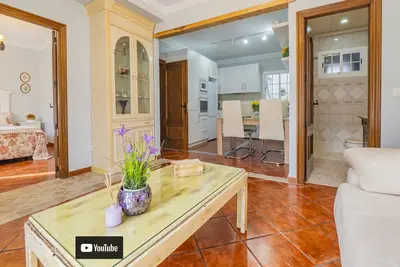 Image de Cubo's Apartamento Gongora B / climatisation / wifi gratuit / urbain