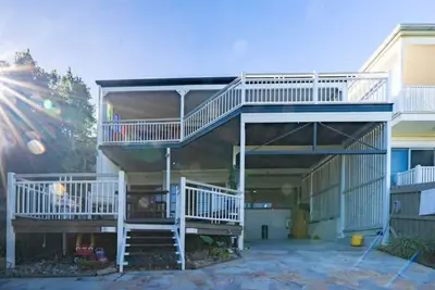 Image de Luxxe West End 5b3b + Parking+HomePod Music System