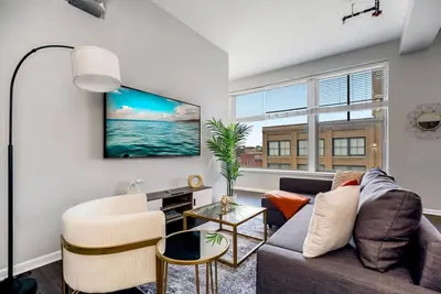 Image de Chic 2br Near Arrowhd & TMobile Parking, Rooftop