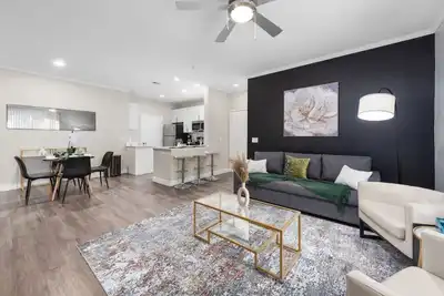 Image de Chic 2br - Pool, Gym, Parkng, Near Mayo Clnc&Westwrld