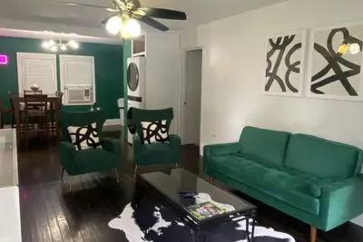 Image de Come stay at The Emerald Green Cottage 3-bedroom home in Baton Rouge
