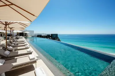 Image de 3br Ocean Front Penthouse W/Private Jacuzzi and Personal Butler at Garza Blanca