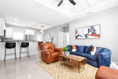 Image de Cozy & Stylish 3bed\/2bath Apt
