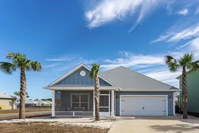 Image de Windmark home steps2pool, min2beach, golf cart, fire pit, heated pool&beach equip