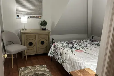 Image de Peaceful 2-bedroom apartment in wonderful Stamford with WiFi, Ac