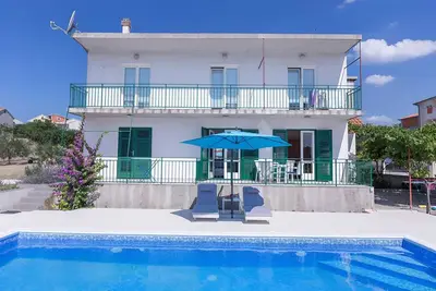 Image de Nouveau! Appartement 2b avec piscine Ă Vodice