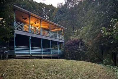 Image de New Rental Close to Ski Lodge