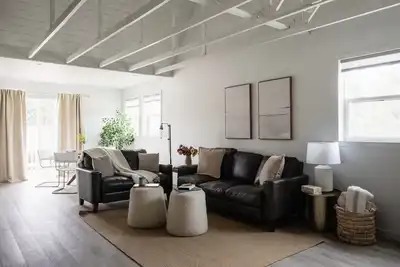 Image de Nest Market Loft -2 bed lux Neskowin loft. Steps to beach & market. Great rates!